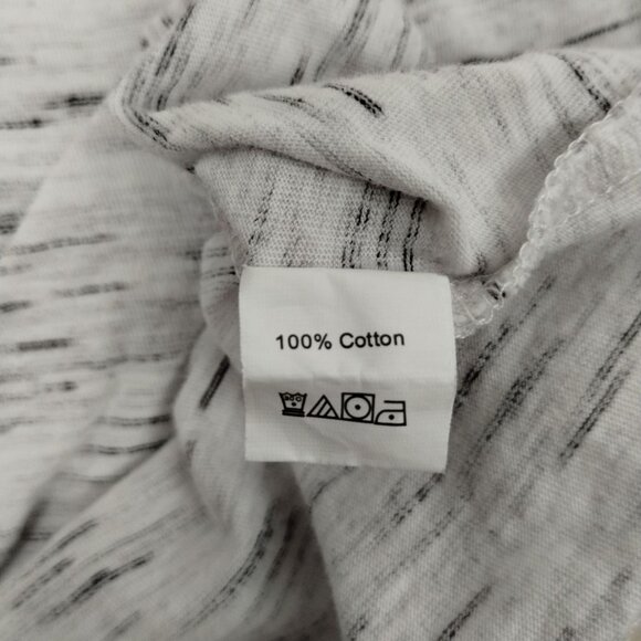 Junior Misses Medium Graphic Tee With "Be Kind" Quote In Heathered White - Picture 5 of 7